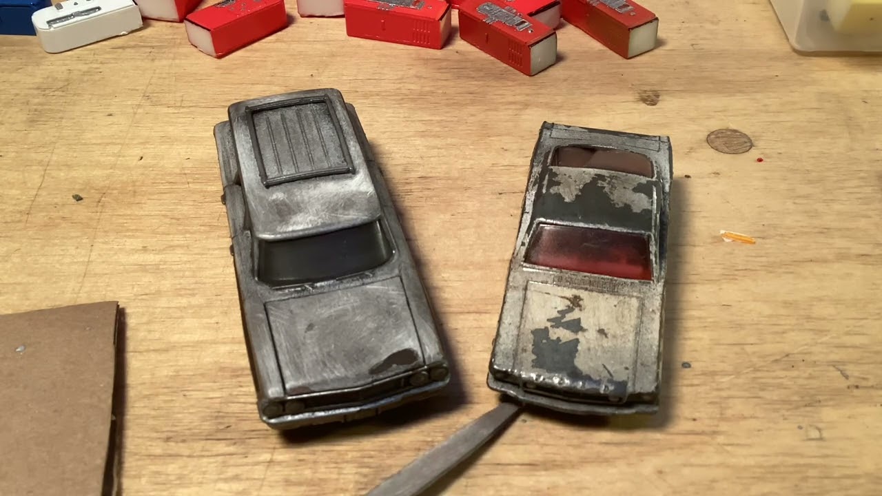 Comparing Testors Dullcote with Modge Podge clear matte spray