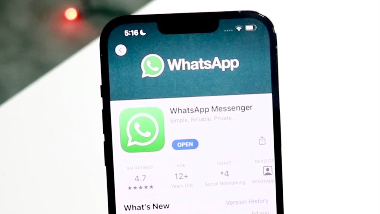 How To FIX WhatsApp Not Working! (Messages Not Sending / Received)