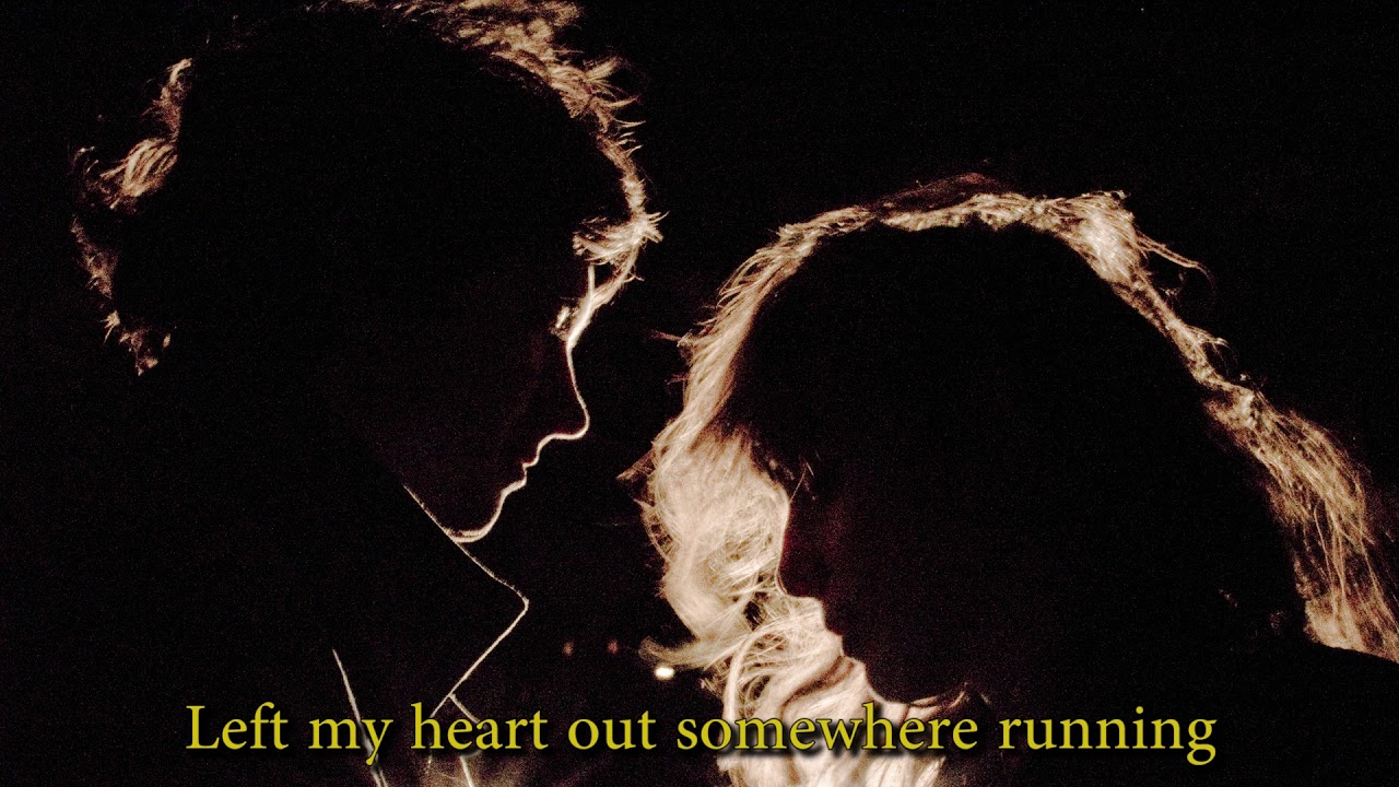 Beach House - Drunk in La (Lyrics)
