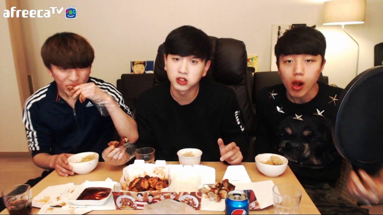 [도도TV]도도 임재 준우 볼케이노 치킨먹방 [남캠/먹방]