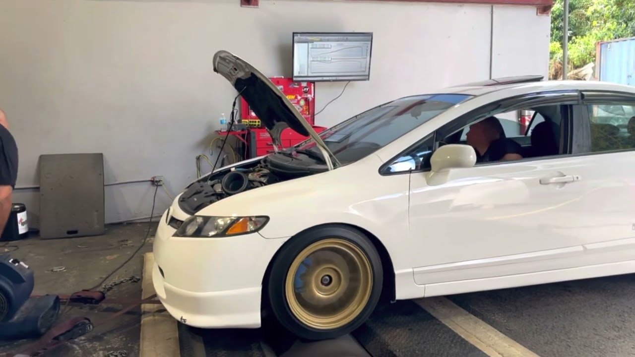 LOUD FBO 8th Gen Civic Si FINALLY gets Dyno Tuned! (Street Pulls, VTEC Goodness)