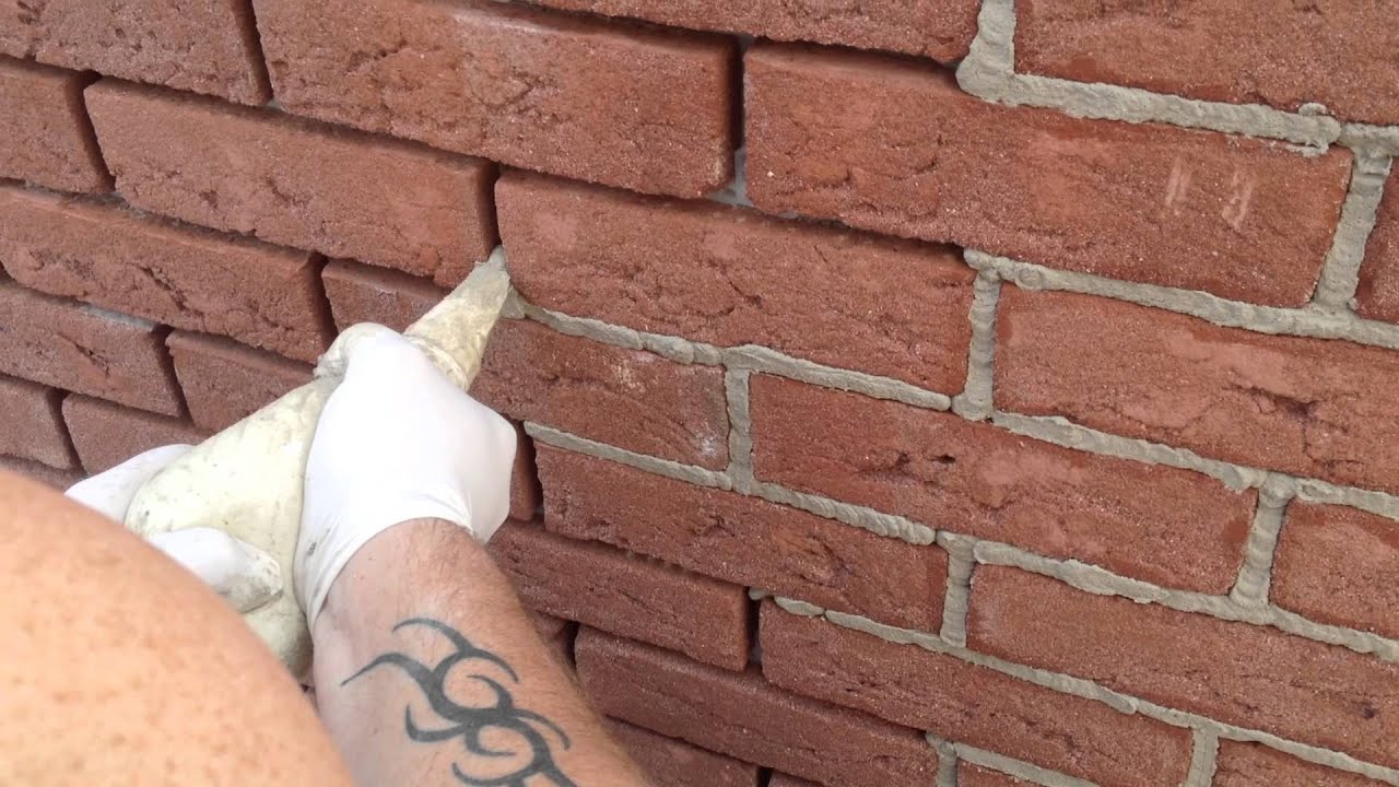 Come riempire le fughe nel muro con sacca poche da pasticcere