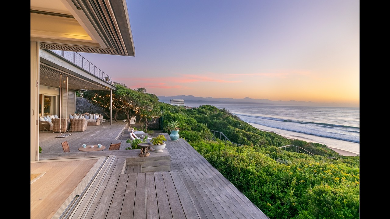 Beachfront Villa • Plettenberg Bay • Millionaire’s Strip