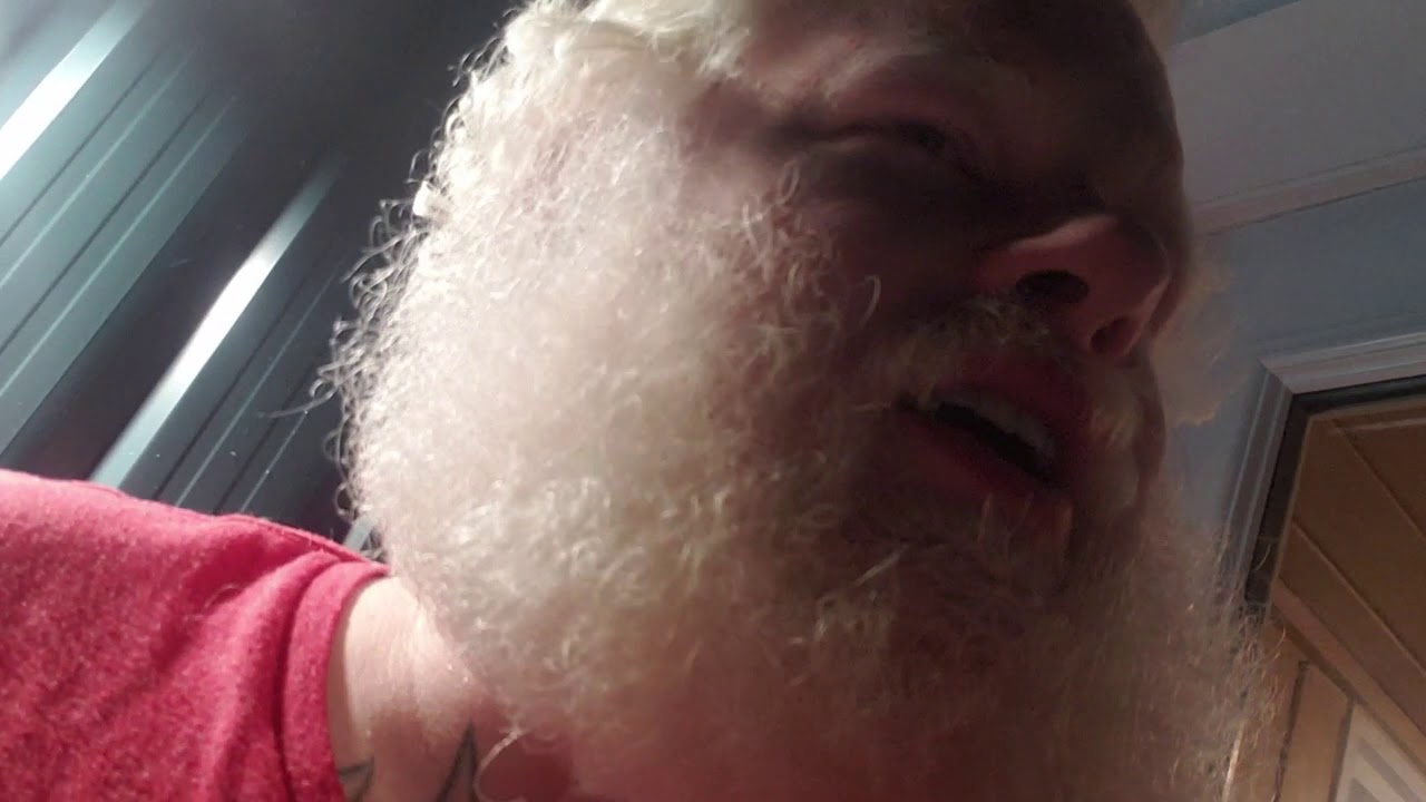 Spinach Blueberry  : Albino Rhino Cannabis Review