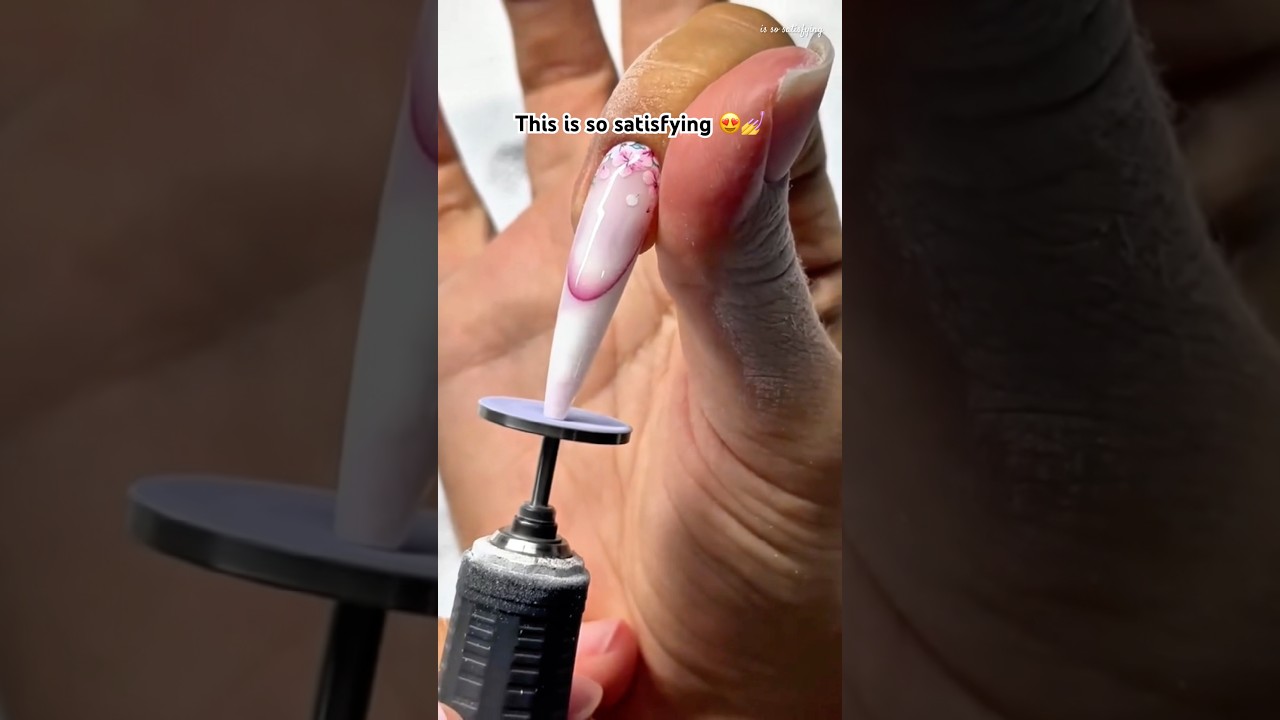 This is so satisfying 😍💅 