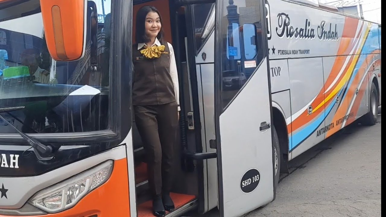 Cinta MADYA Pramugari Bus Rosalia Indah Terminal Maospati Magetan