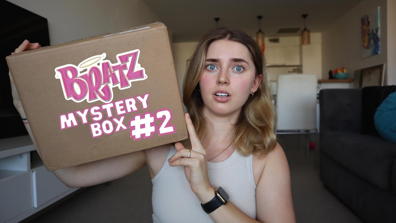 Unbox my new BRATZ DOLLS MYSTERY BOX with me!