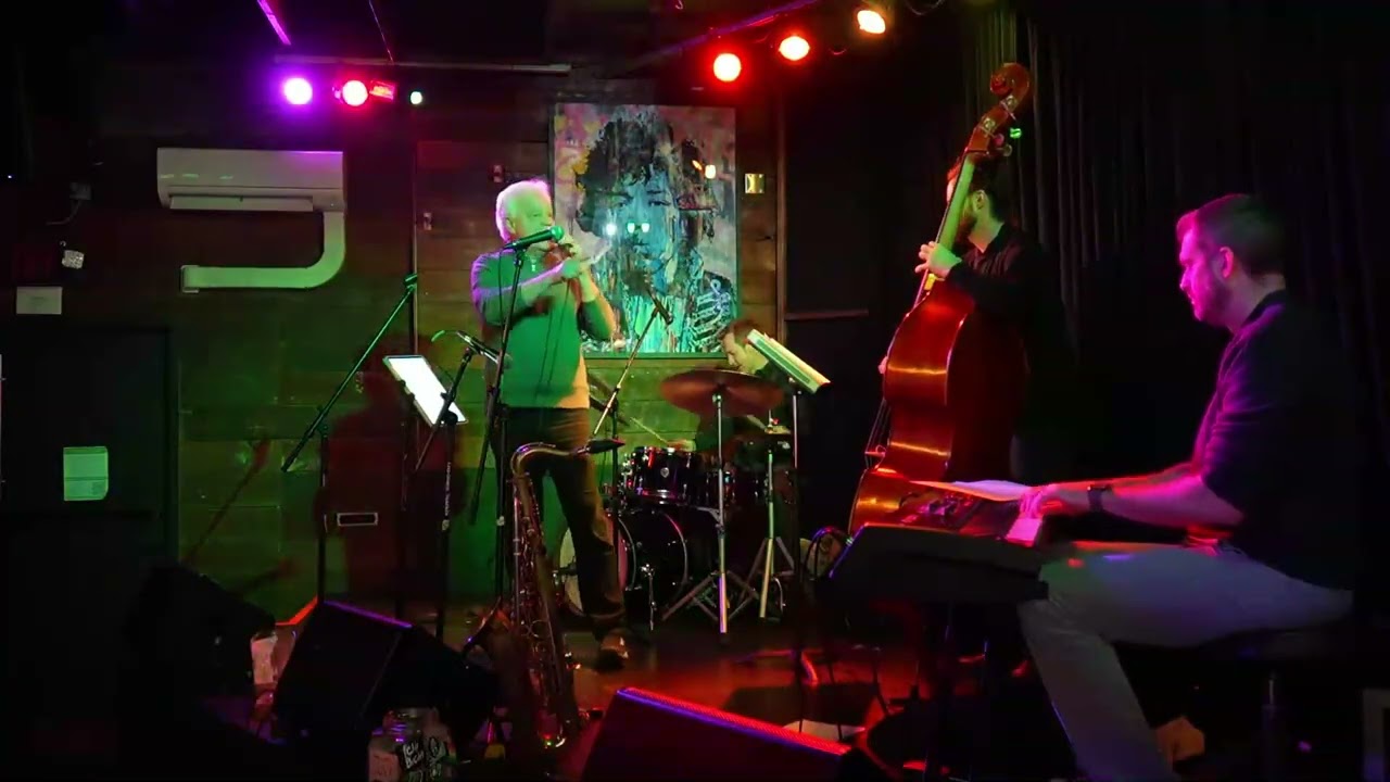Tom Carlson Live at Tim's Tavern (Wide Angle)