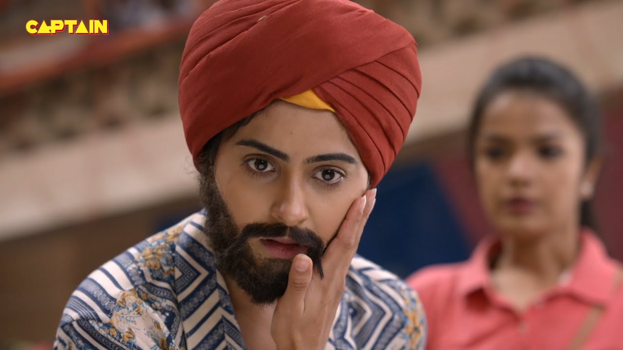 भेष बदलकर सरदार बनी Karishma Singh को मार दिया जब इस लड़की ने गाल पर तमाचा || Maddam Sir
