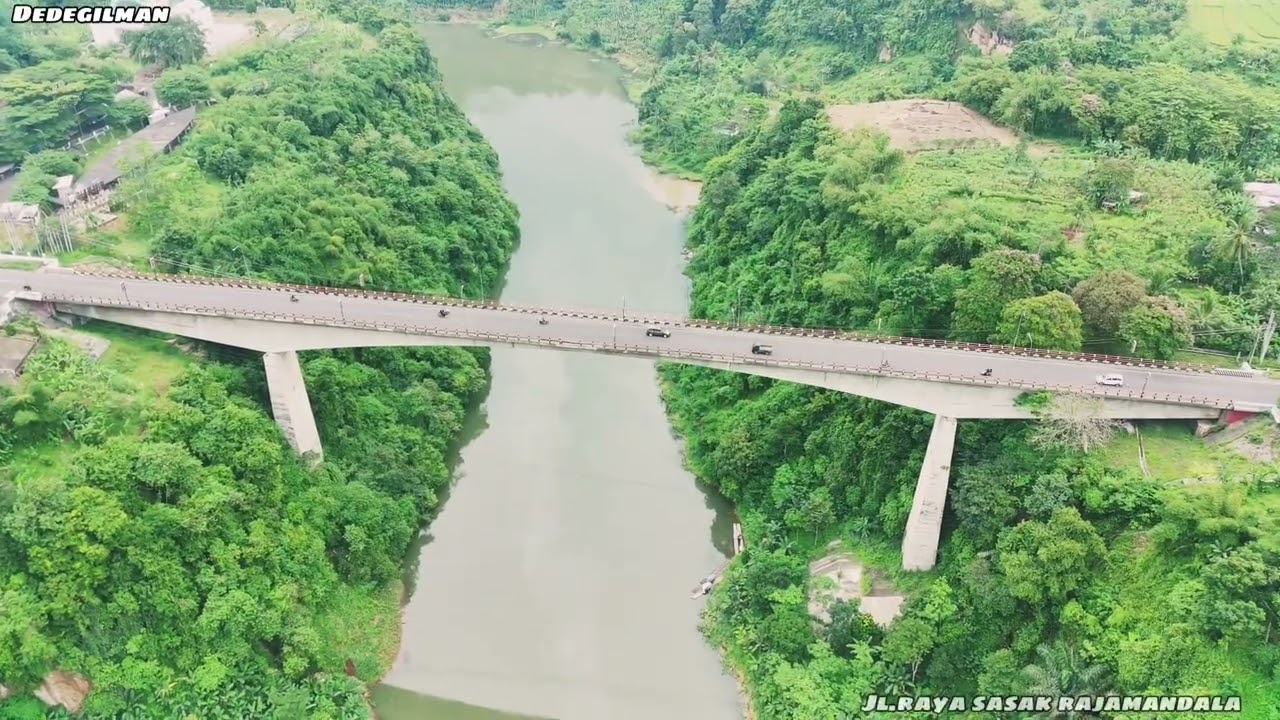 SASAK RAJAMANDALA MENGHUBUNGKAN CIANJUR DAN BANDUNG