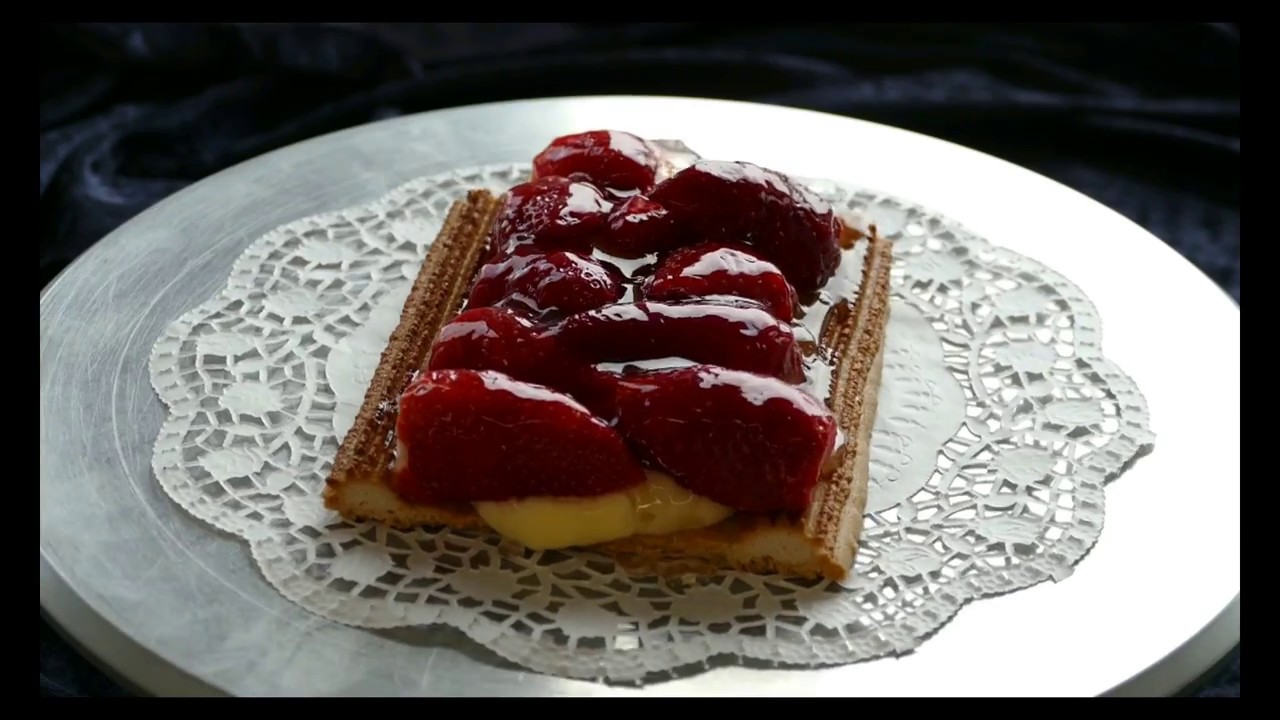 Die Gilgen&acute;s Erdbeerschnitte