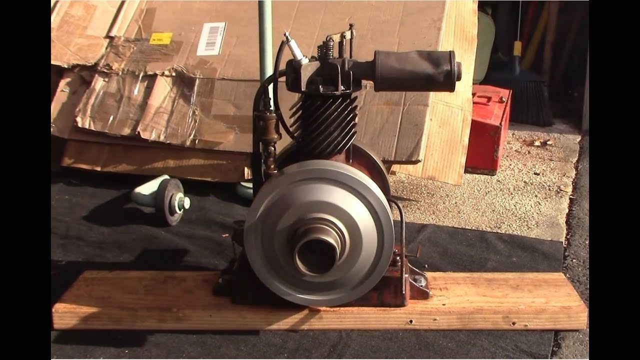RARE 1921 Briggs and Stratton Model F (Full Power) - Tear Down and Revival!