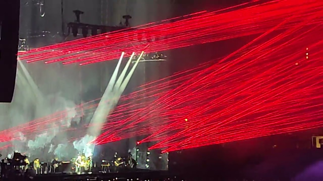 David Gilmour - Comfortably Numb@Circo Massimo Roma