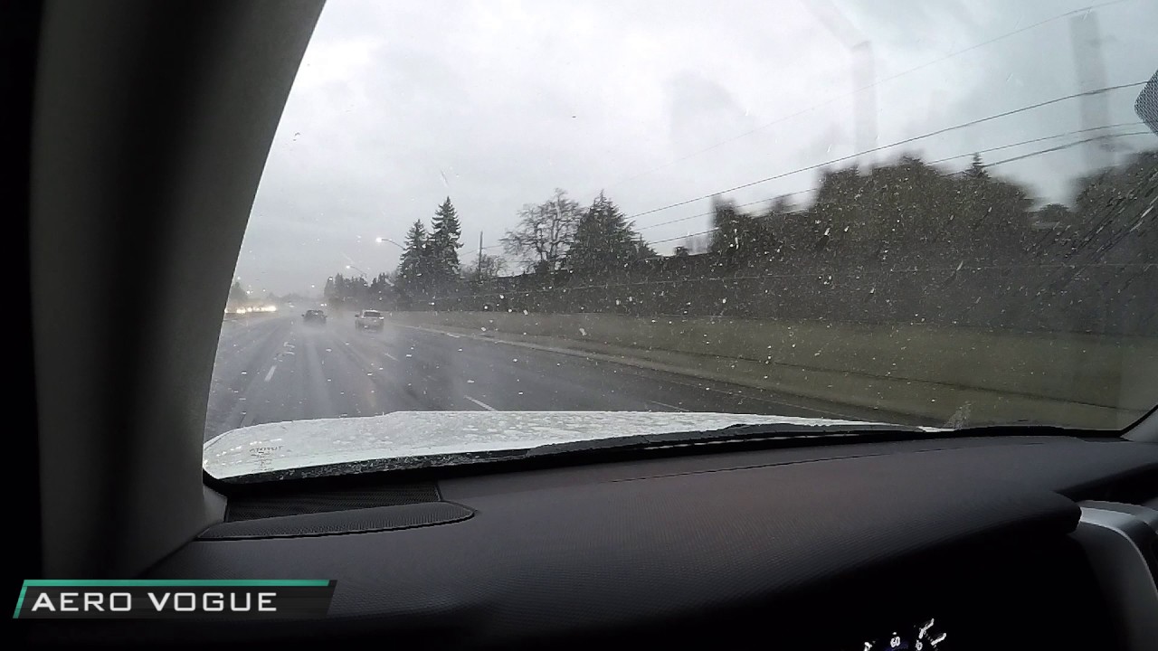 PIAA Silicone Wiper Treatment vs. Non-Treated Windshield