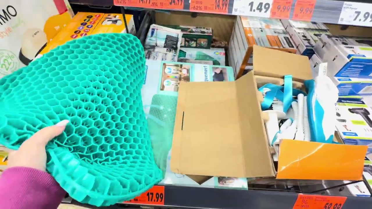 Fui comprar umas coisinhas … levei vcs.. 