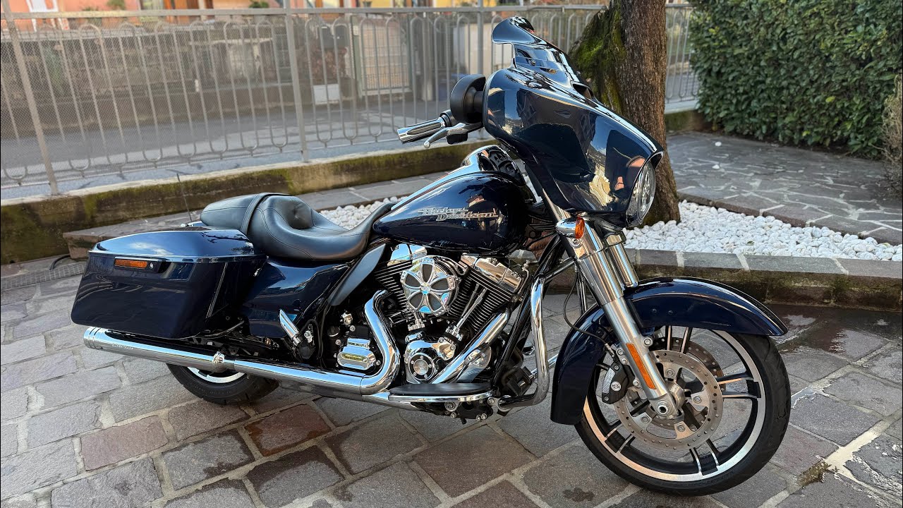 HARLEY DAVIDSON STREET GLIDE 1690 by HD Luce