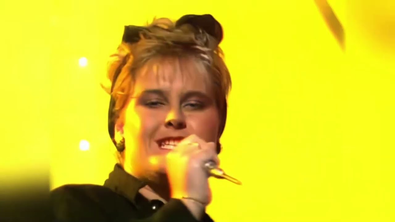 Alison Moyet - Love Resurrection (Top Of The Pops 1984)