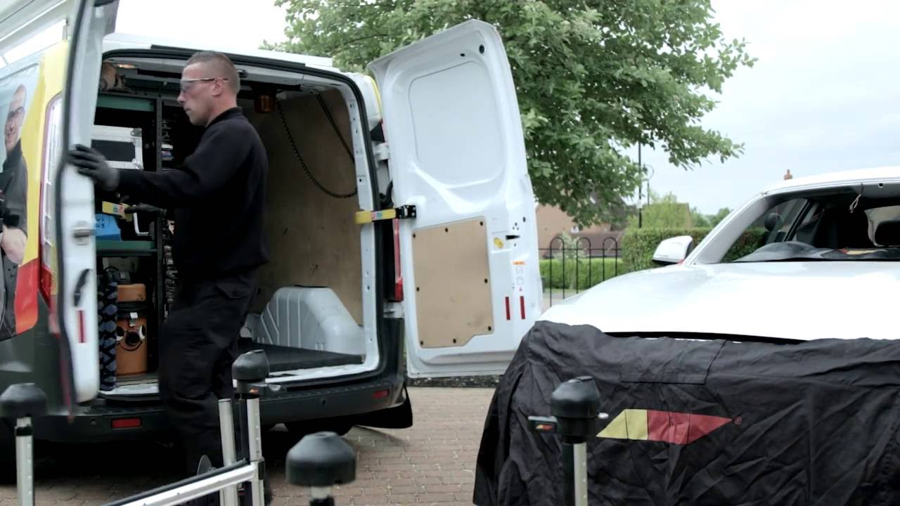A Windscreen replacement by Autoglass&reg;