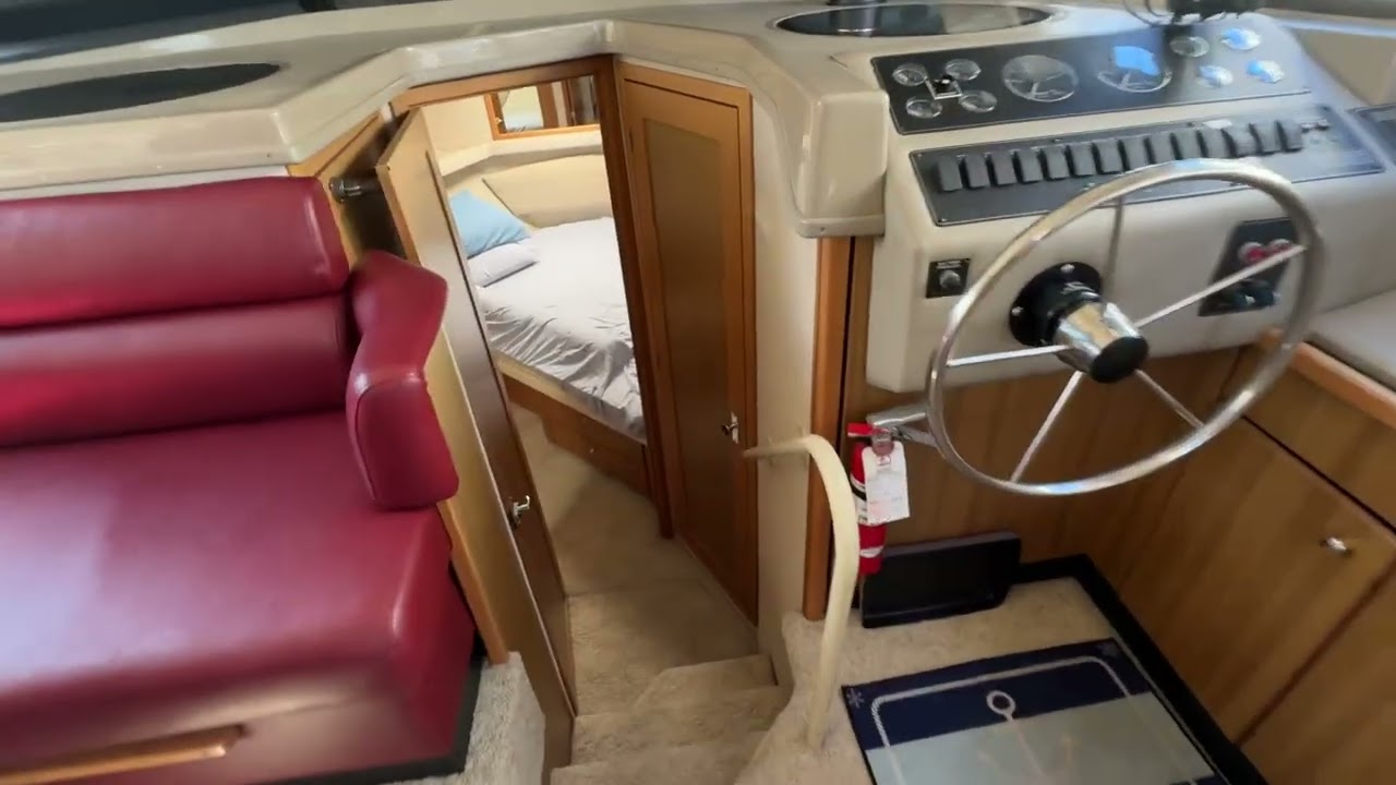 *ПРОДАНО* 4087 Bayliner Motoryacht - 2001 Внутренний тур 115 000 долларов США