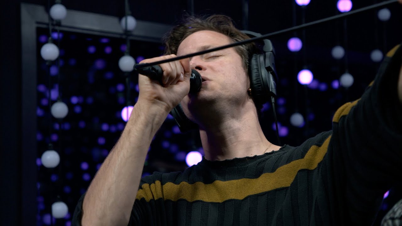 Perfume Genius - Nothing At All (Live on KEXP)