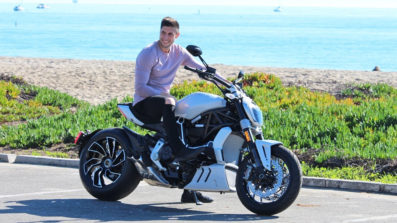 How to Break In a New Motorcycle