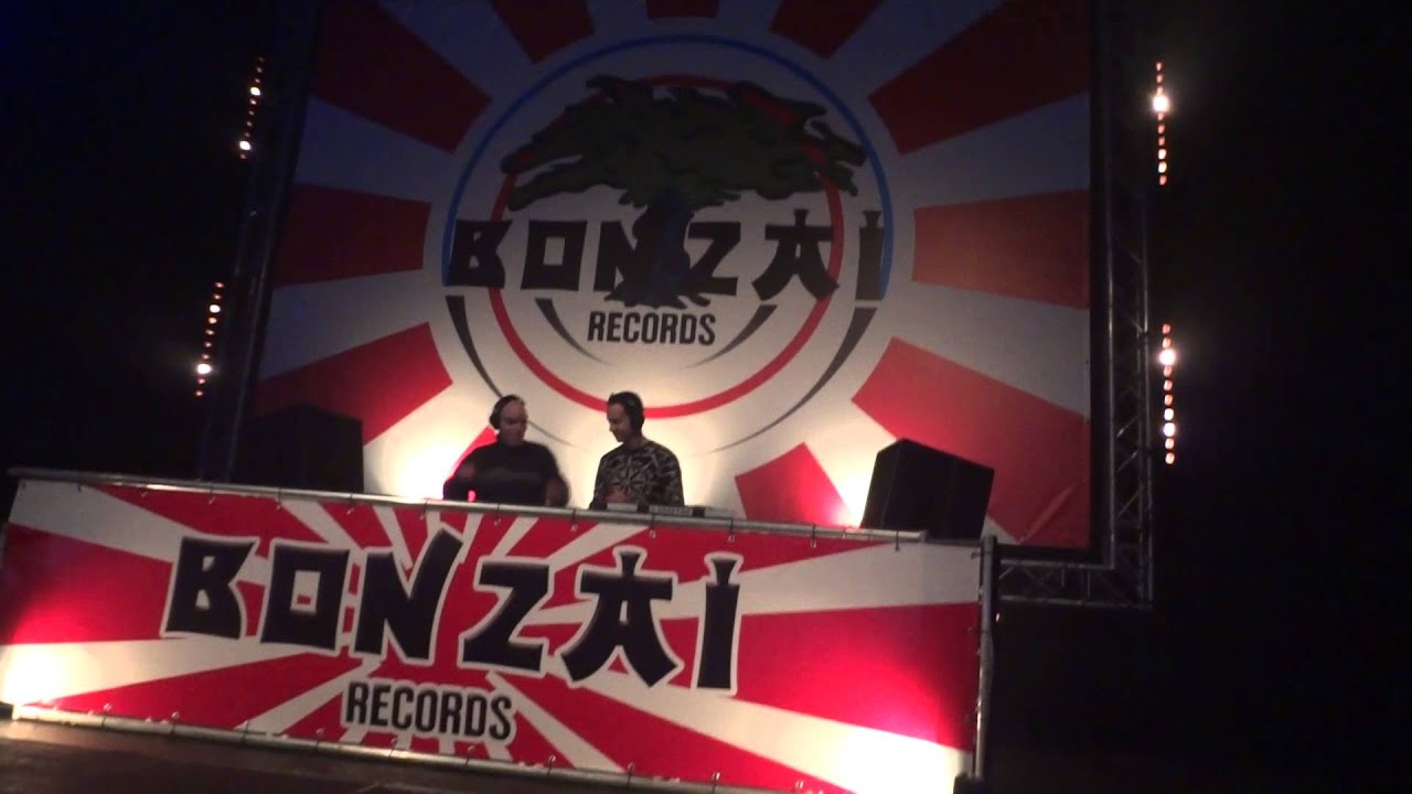 Airwave & DJ Fire @ 20 Years Bonzai, Airwave - Escape From Nowhere
