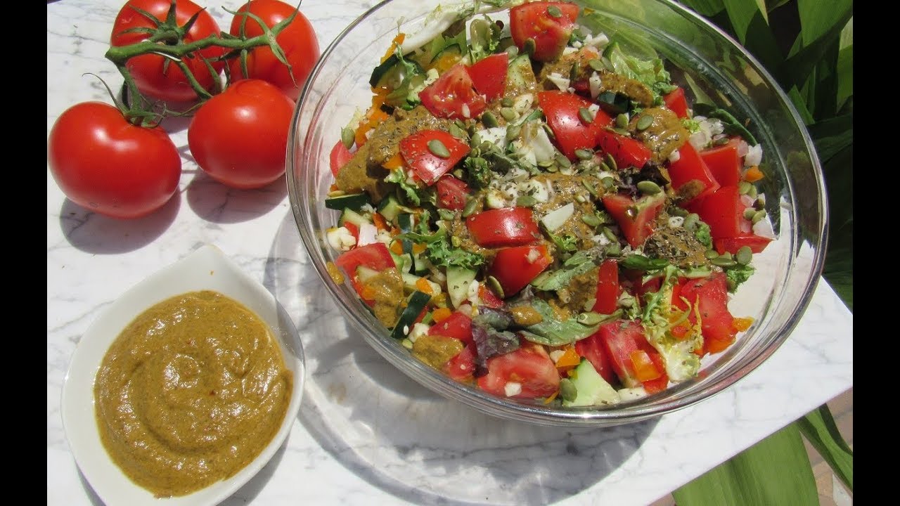 LA MEJOR SALSA CRUDIVEGANA PARA ENSALADA