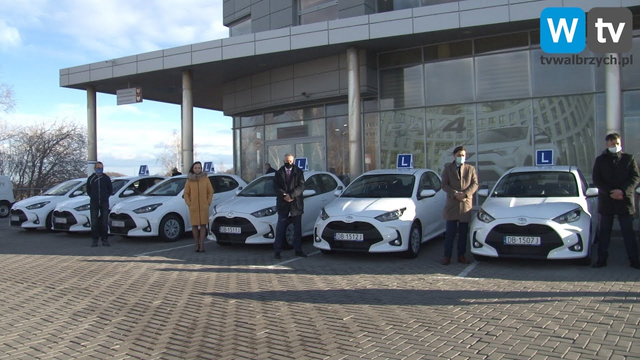Telewizja Wałbrzych - Nowe Toyoty dla WORD w Wałbrzychu