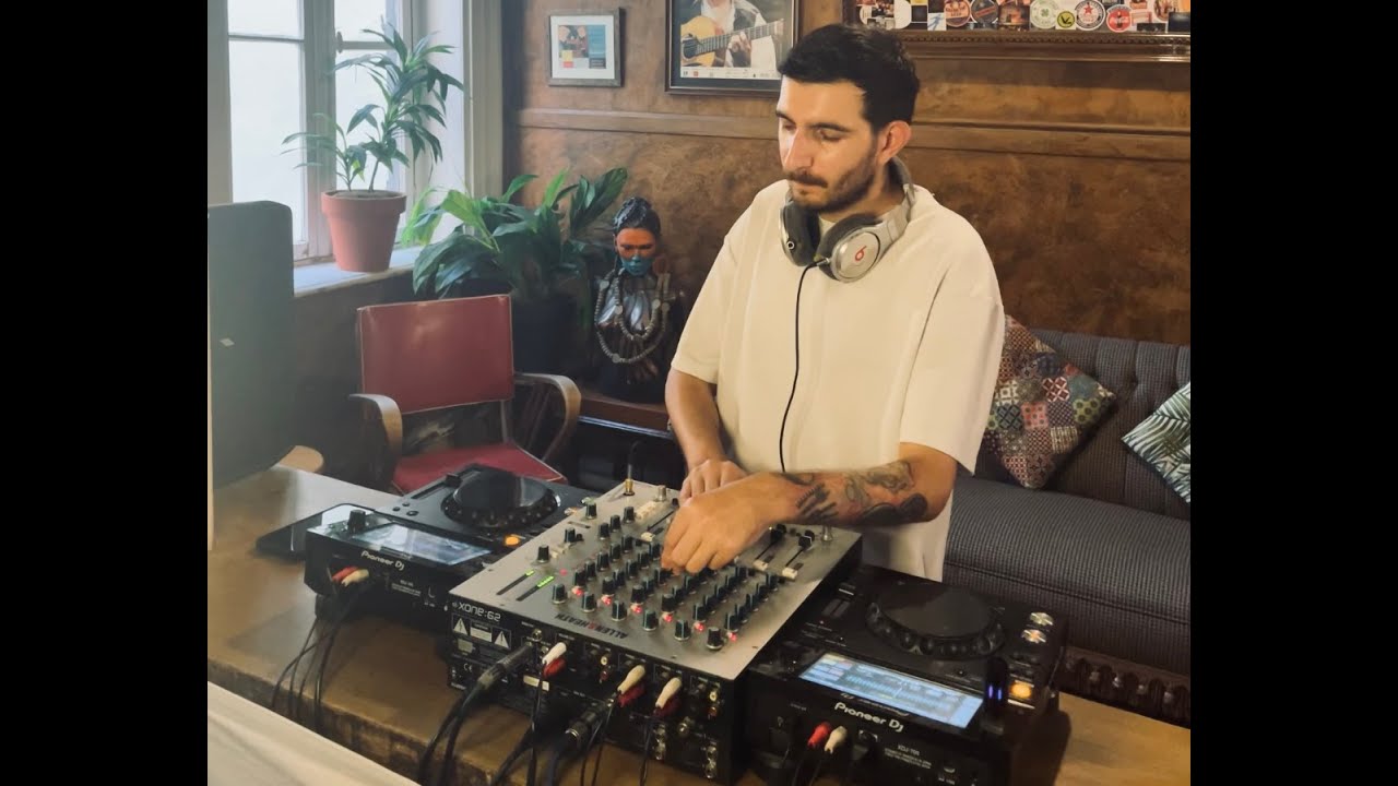 Disco House & Funky House Mix w/ Mert Deniz | Soweto Living Room