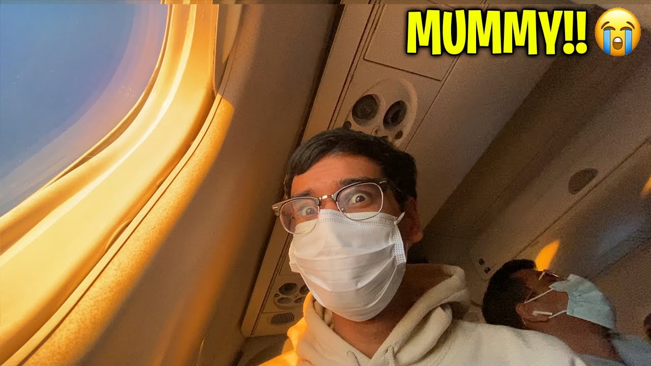 first time FLYING alone in an Airplane...✈️