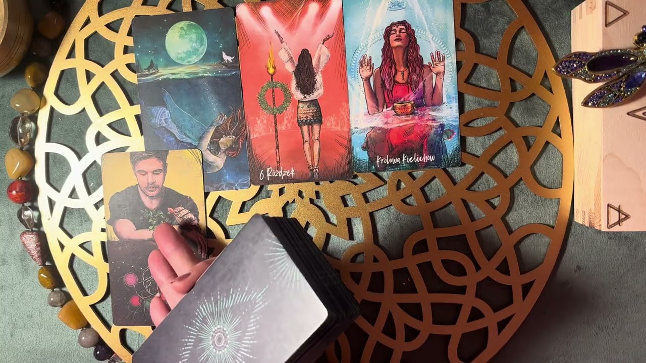 KTO SIĘ TOBIE PRZYGLĄDA 🌞 #tarot #wr&oacute;żba #tarotreading #tarotcards #tarotreader #tarotreader