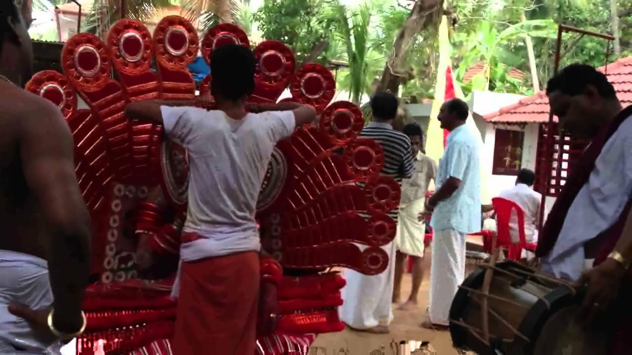 Kuttichathan Theyyam full including thottam Madathil Kshthram Thalassery P1