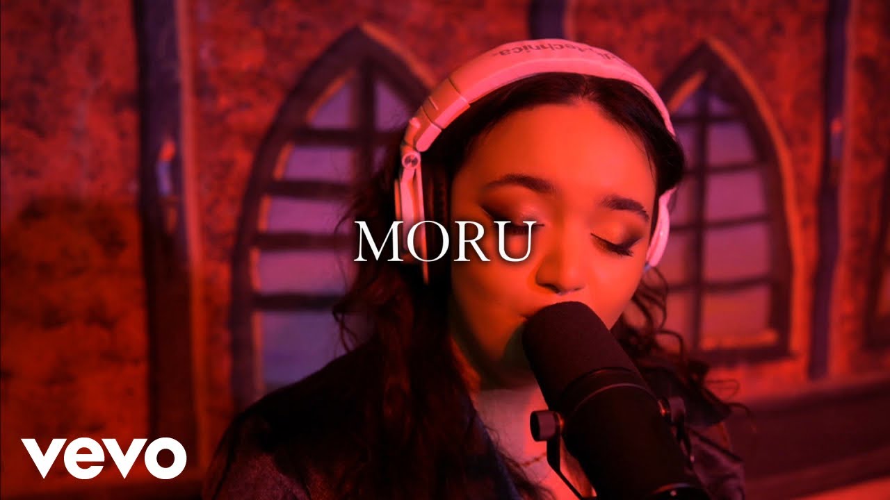 IDDA - MORU (Official Live Performance)