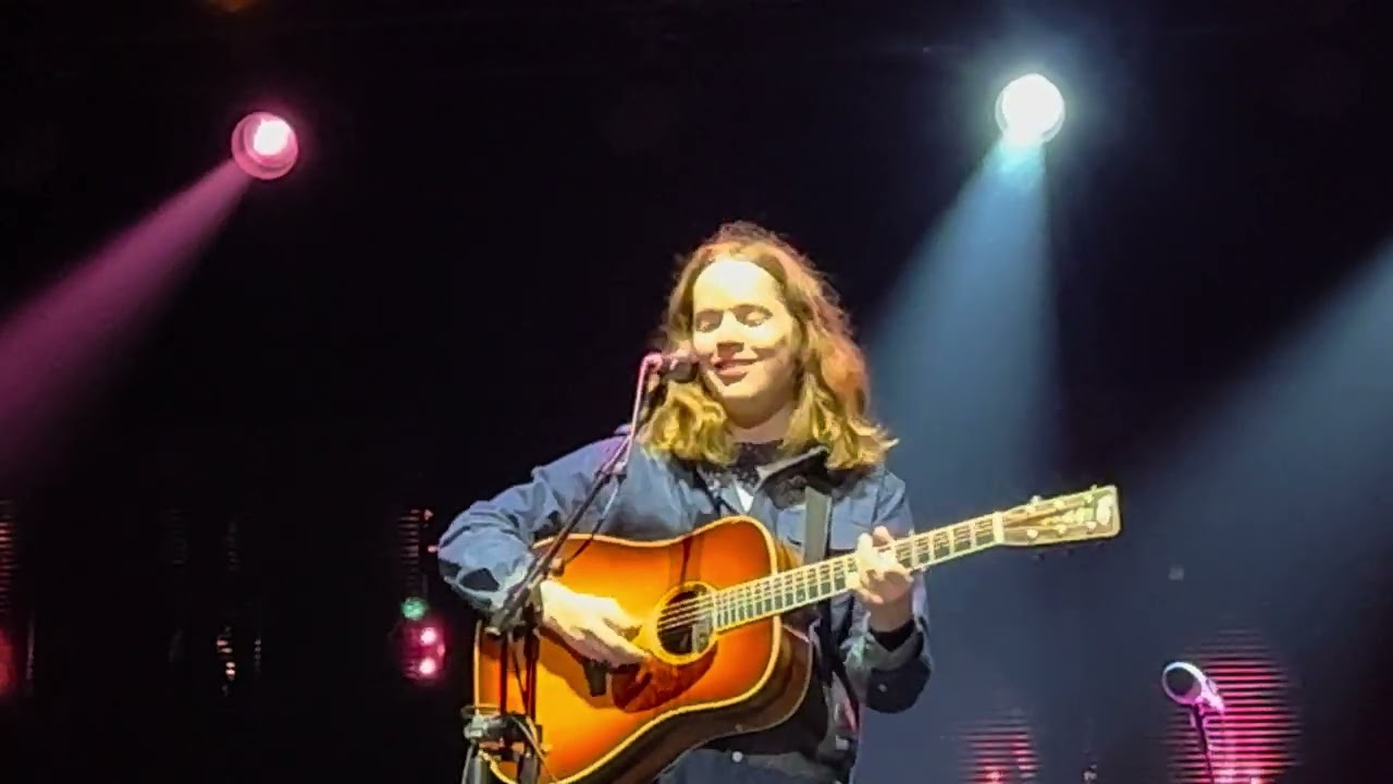 “Katy Daly” [Enhanced Audio] - Billy Strings - 9/29/2023 - Moda Center - Portland, OR