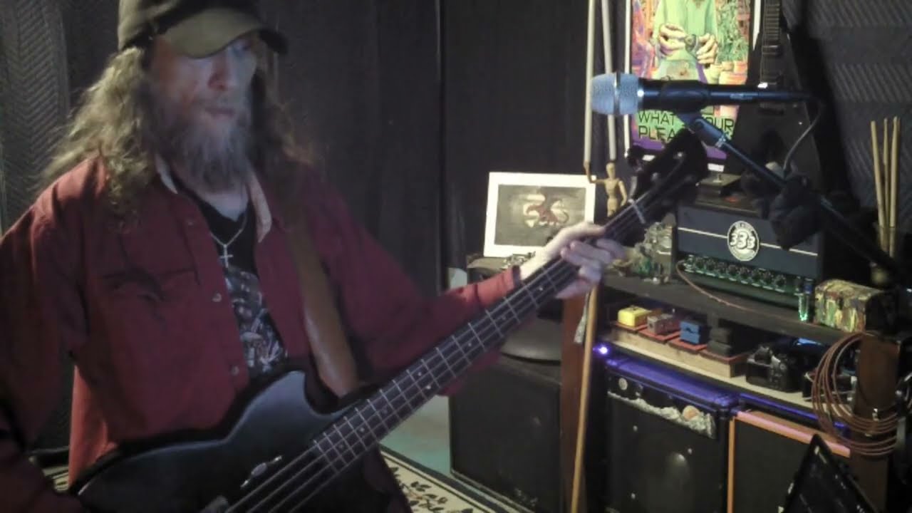 Motorhead - Hellraiser (Bass Cover)