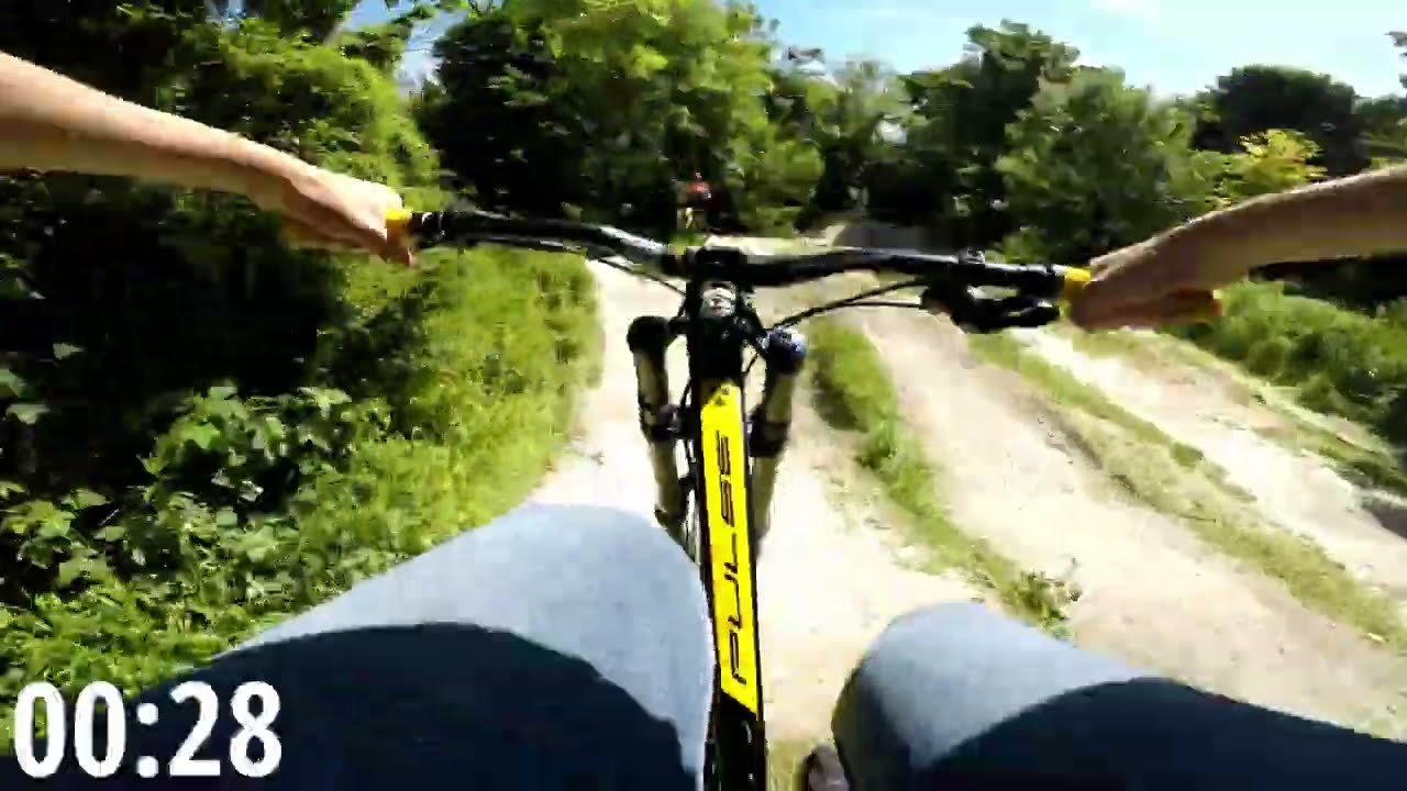 Race Preview of Main line into Trail 2 at Paradise MTB.