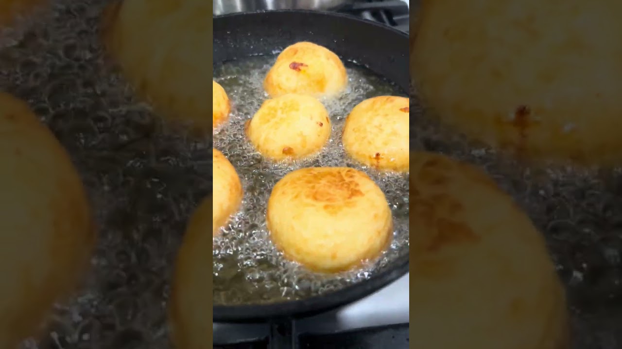 Yuca, rellena con queso ￼