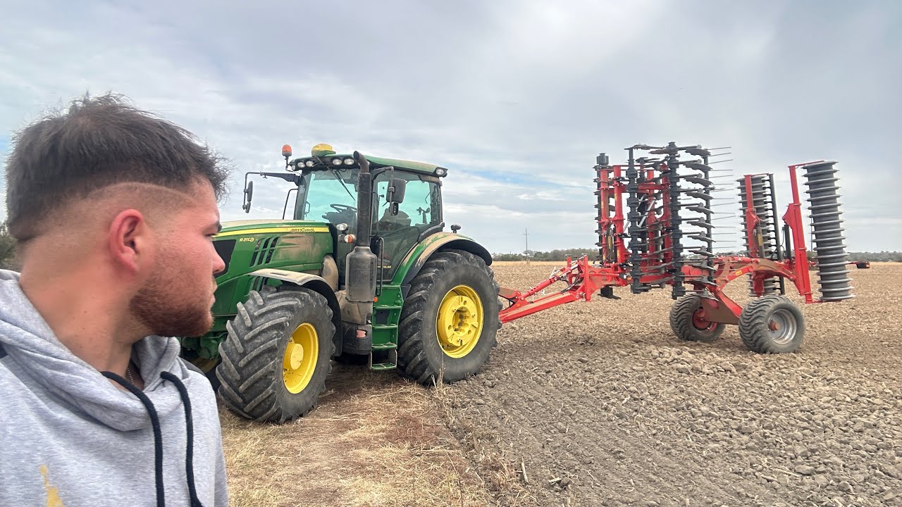 #tractorvideo Am incercat noul disc de la #kuhn Optimer 5000L pe o seceta crunta #agro #dailyvlog