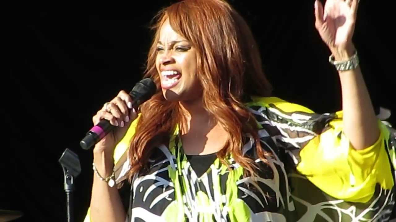 Karen Clark-Sheard: 