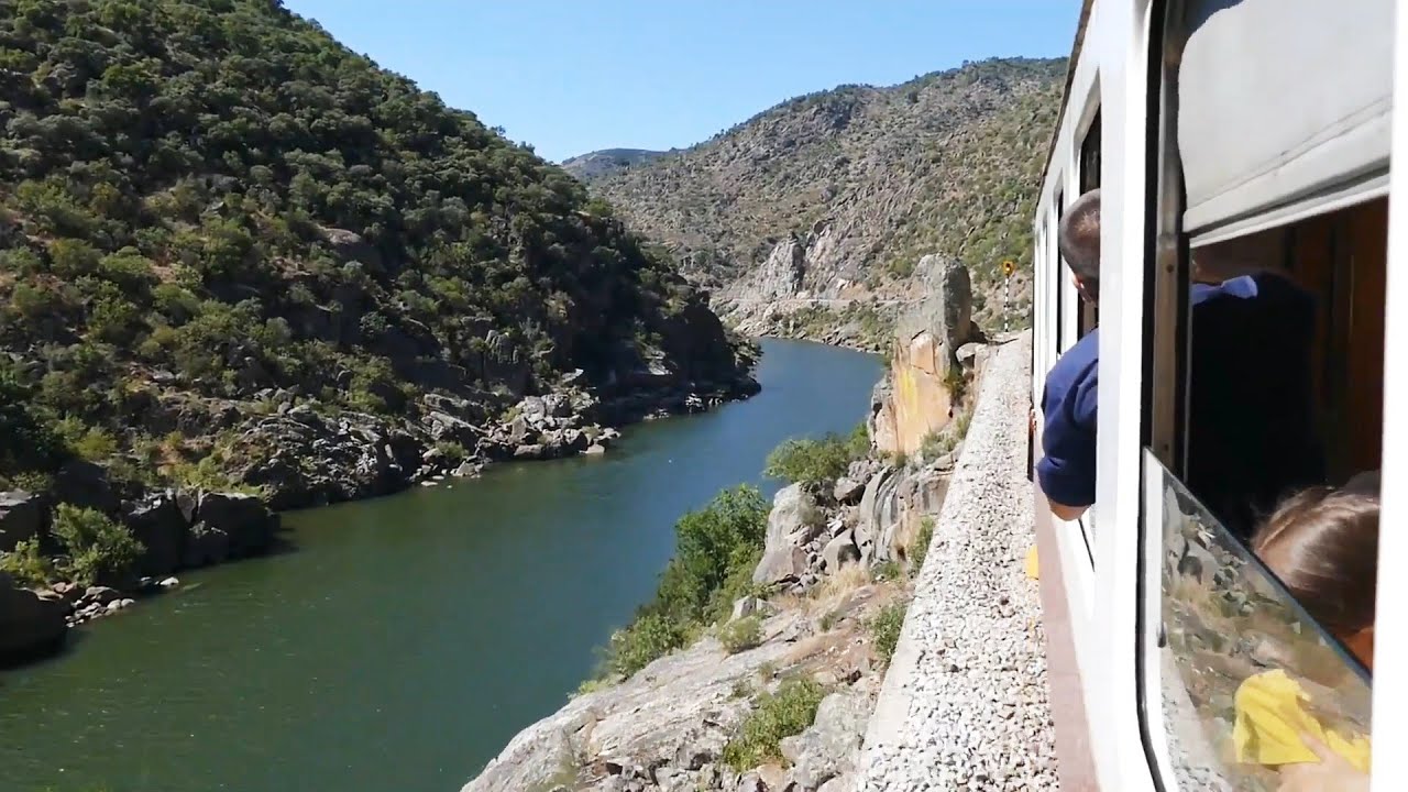 En tren por la línea del Duero (Pocinho-Oporto) [Agosto/2021]