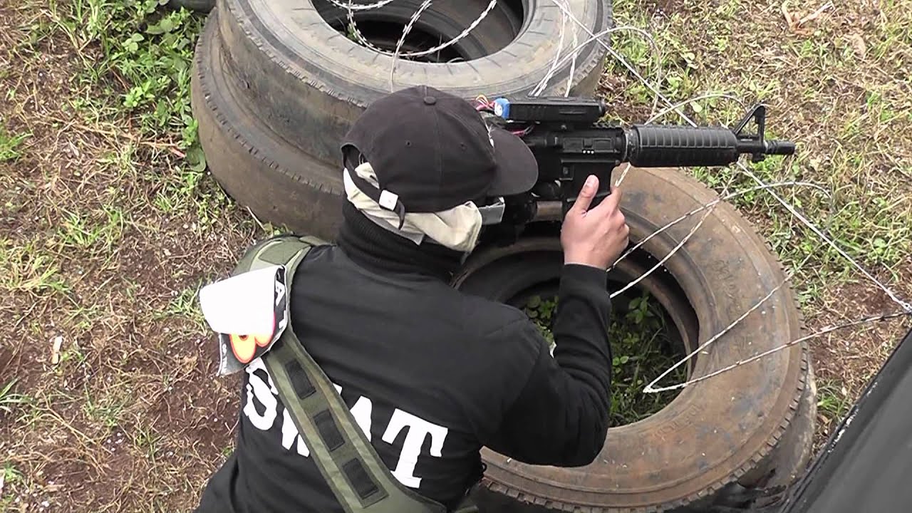 SWAT vs SEAL in Airsoft CQB Competition