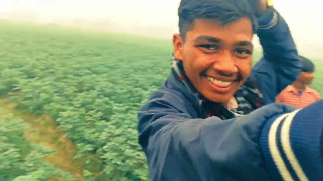 खेतों में दवा खींचने वालाड्रोन #virel #trending #video 