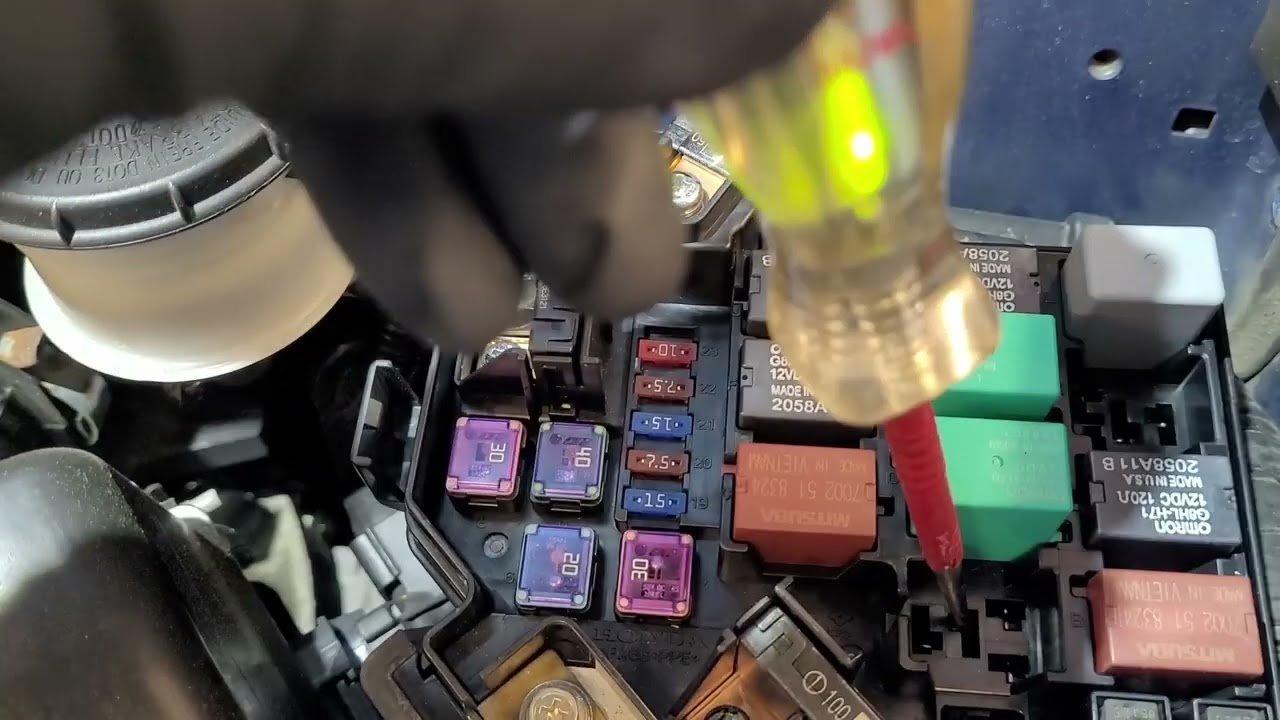 09 Honda Civic AC Compressor Not Engaging, Electrical Problem