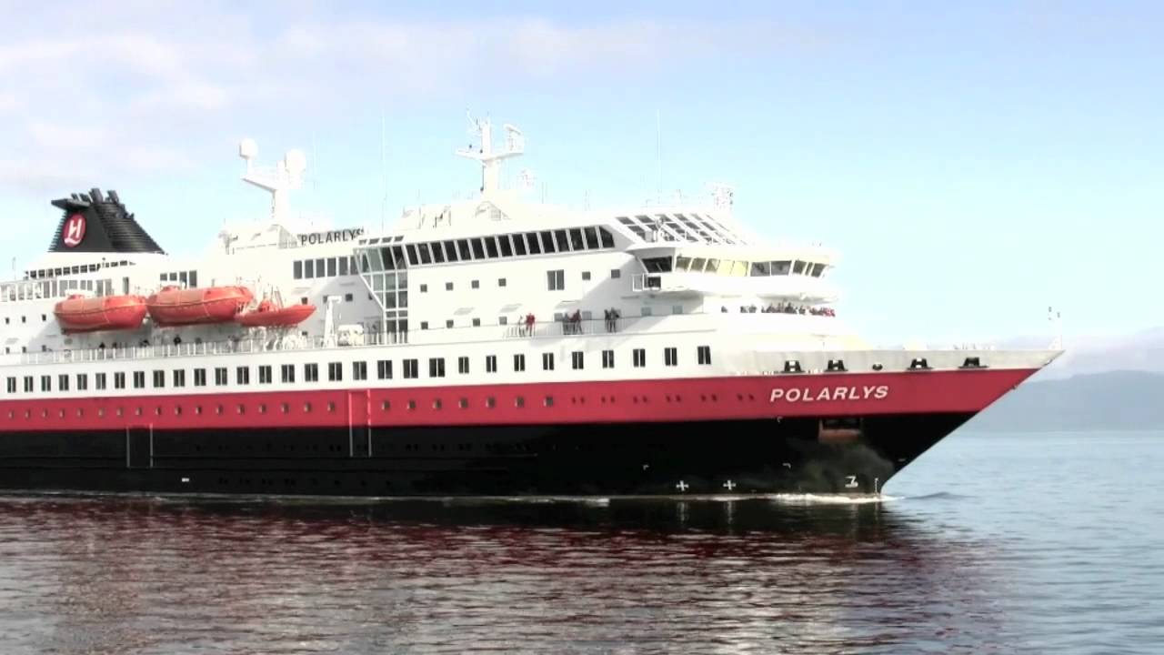 Einfahrt MS Polarlys in Trondheim