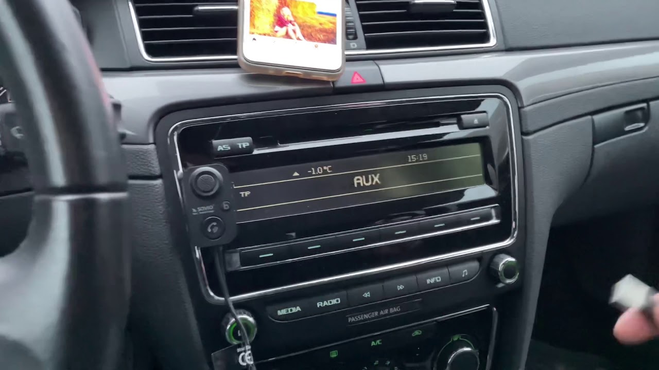 AUX car transmitter hands-free function TEST  - cheap and good SAVIO TR-13 / transmiter samochodowy