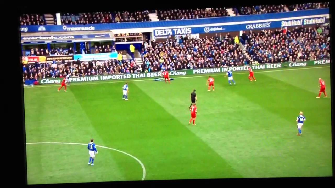 Kevin Mirallas vs Liverpool