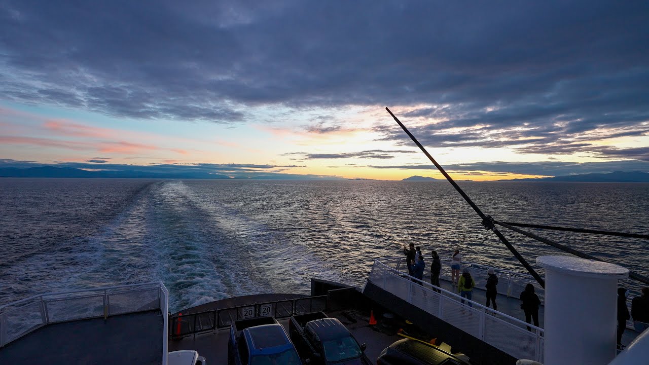 Nanaimo (Departure Bay) to Vancouver (Horseshoe Bay) Ferry Ride - British Columbia・4K HDR