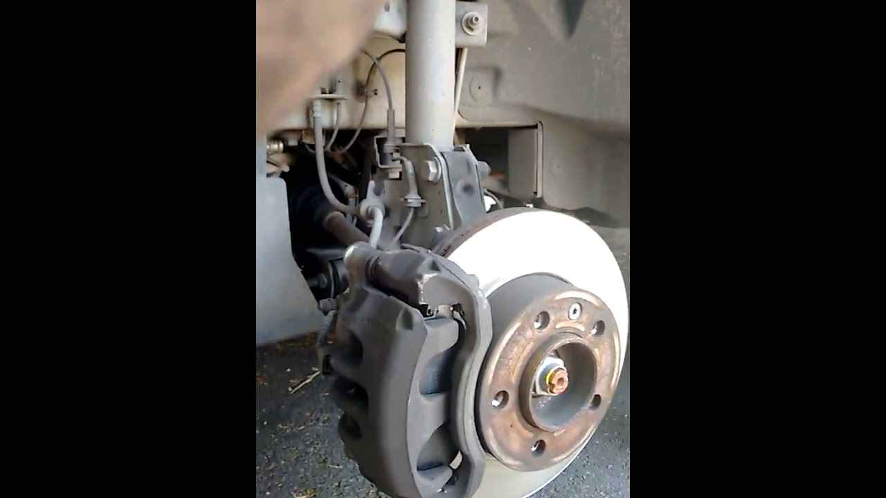 Troca de Pastilha de freios dianteira Renault Master