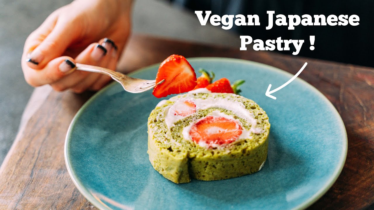 How to Make a Vegan Japanese Matcha Strawberry Roll Cake