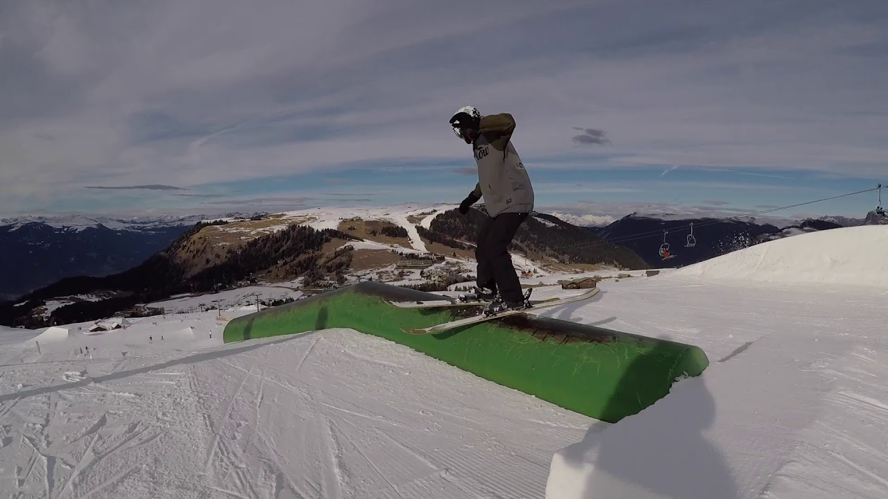 Noobs shredding the Seiser Alm Snowpark 2018